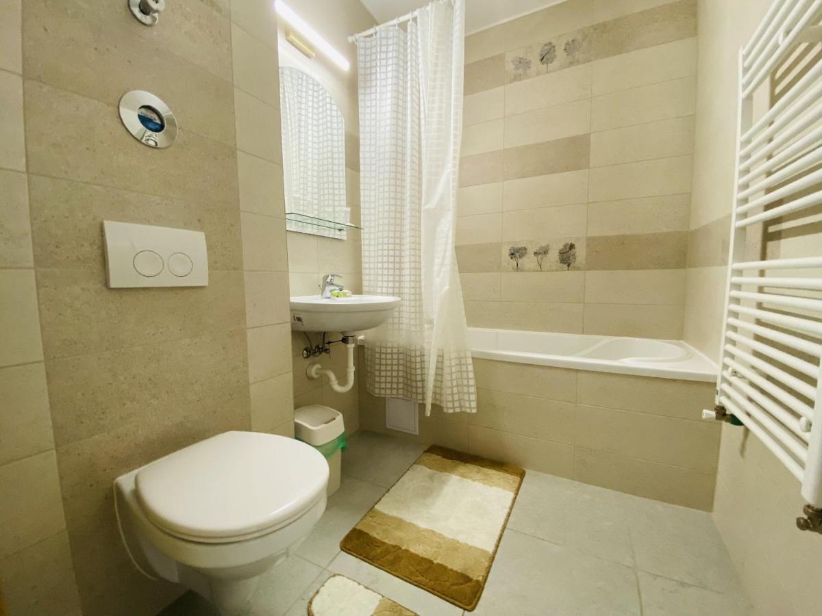 Stay In Brasov Feel Like Home Bagian luar foto